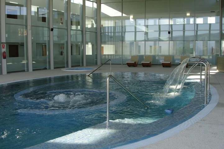 Pool Hotel