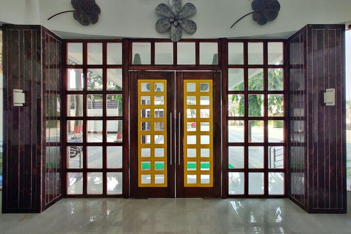 Hotel 57 of 81