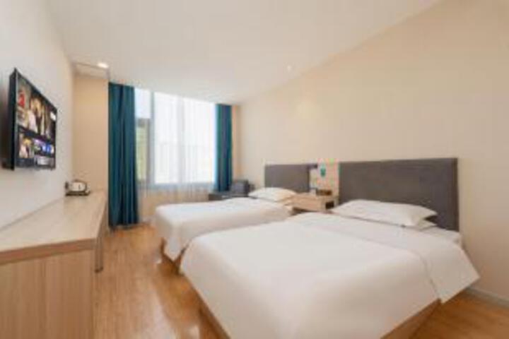 Room 21 of 23