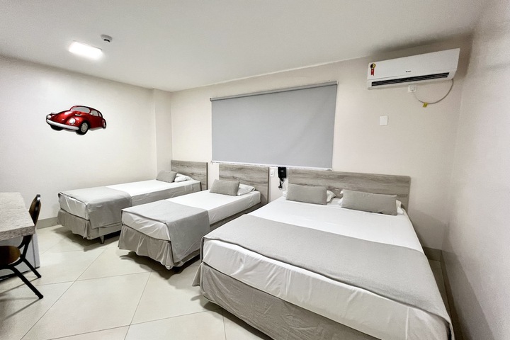 Room 6 of 29