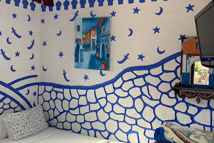 Room 15 of 50