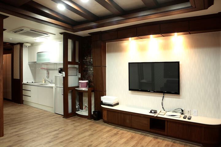 Room 17 of 56
