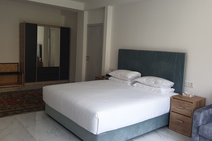 Room 17 of 70