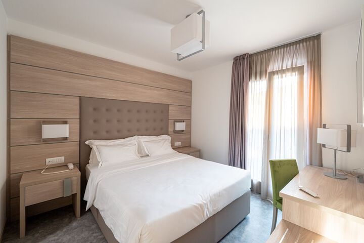 Room 7 of 47