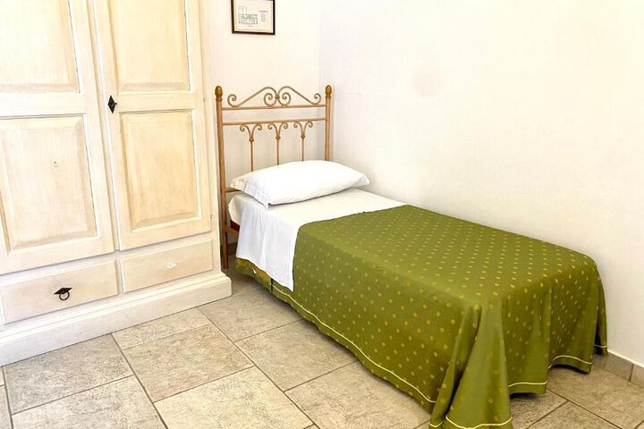 Room 44 of 78