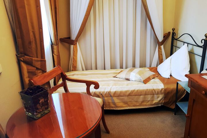 Room 20 of 52