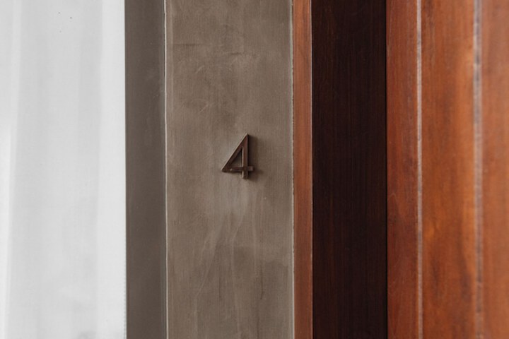 Room 26 of 147