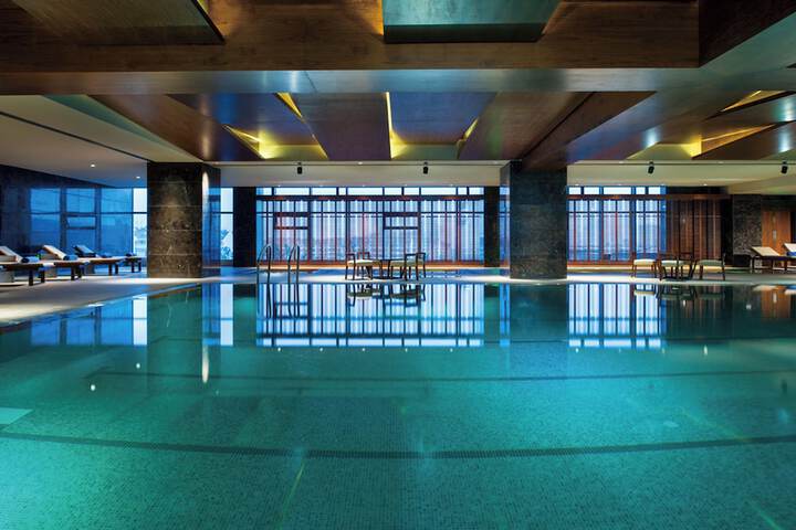 Pool 45 of 100
