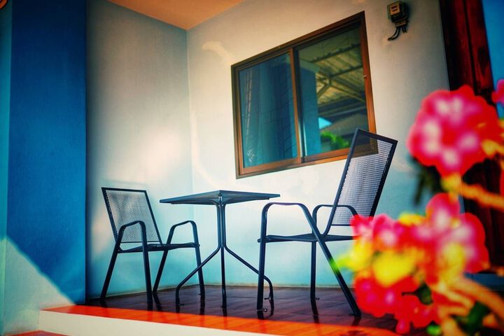 Room 16 of 34