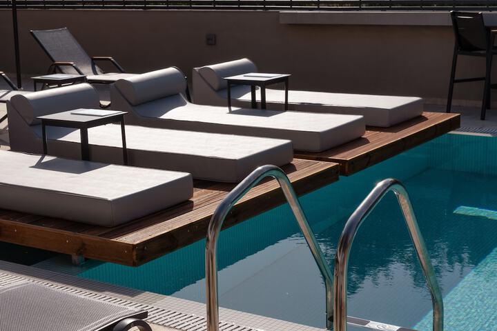 Pool 39 of 67