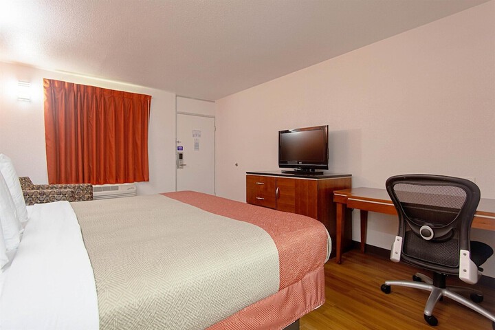 Room 25 of 79