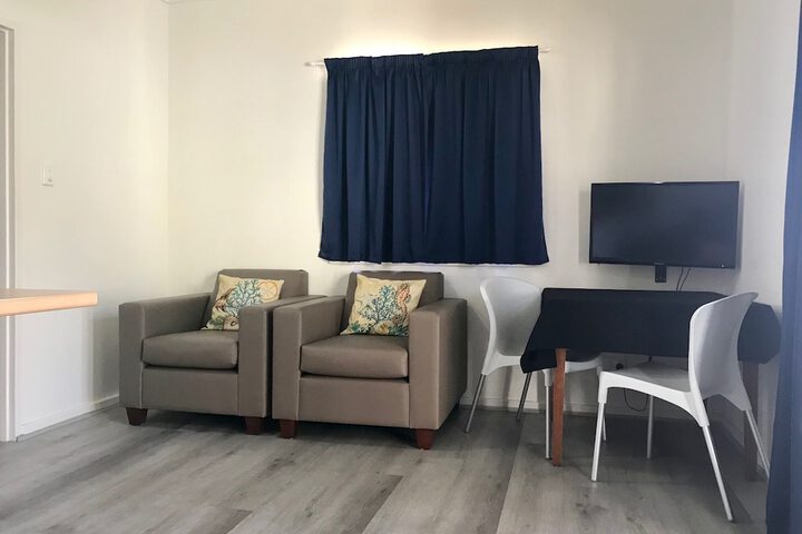 Room 9 of 30