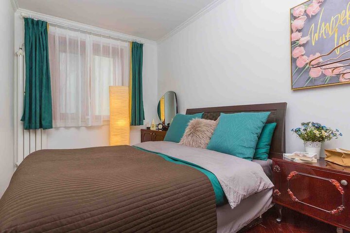 Room 5 of 23