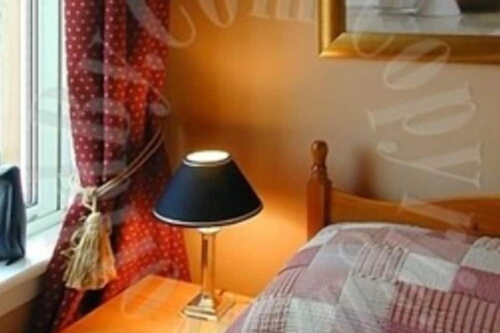 Room 13 of 66