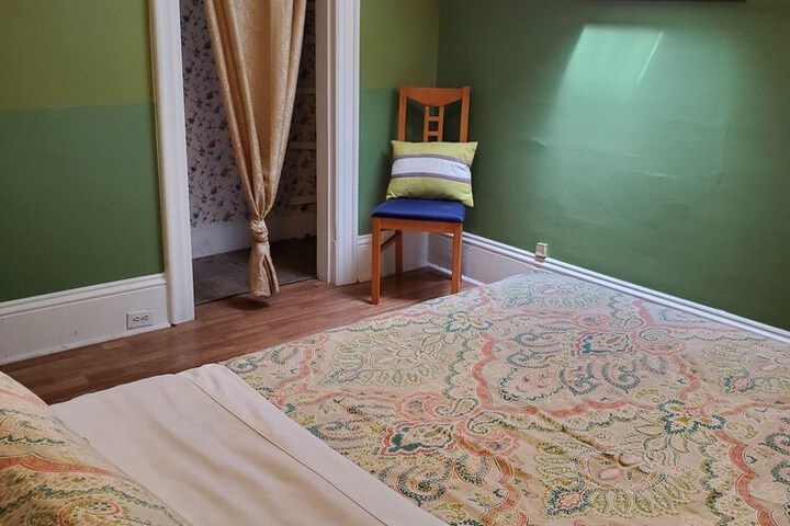 Room 79 of 163