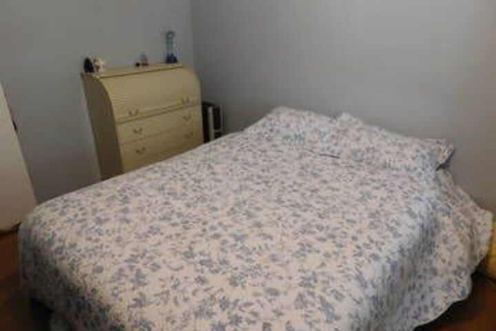 Room 12 of 26