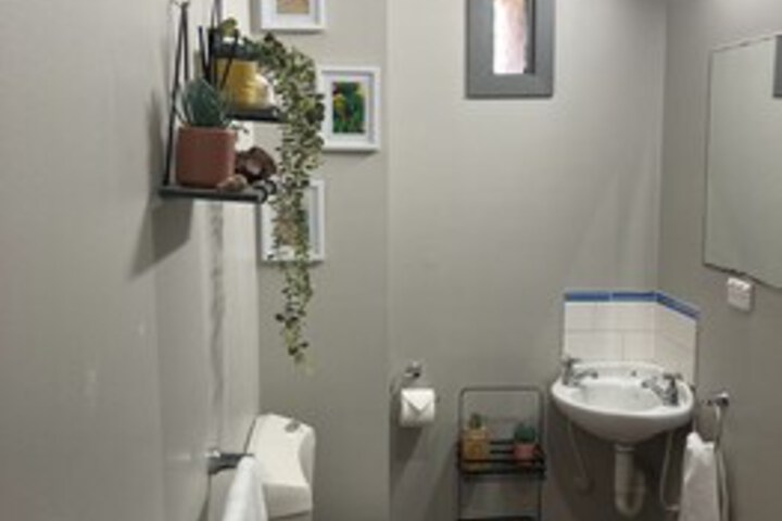 Room 175 of 243