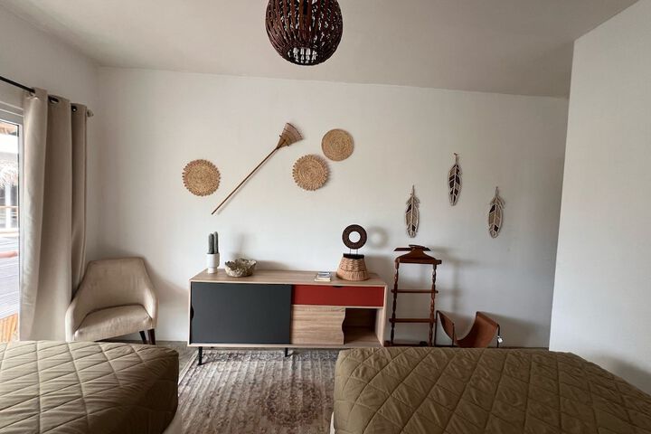 Room 8 of 38