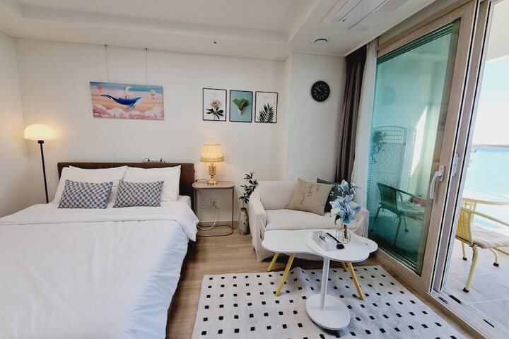 Room 597 of 640