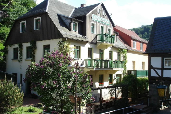 General 10 of 13