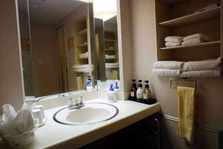 Clean Restrooms
