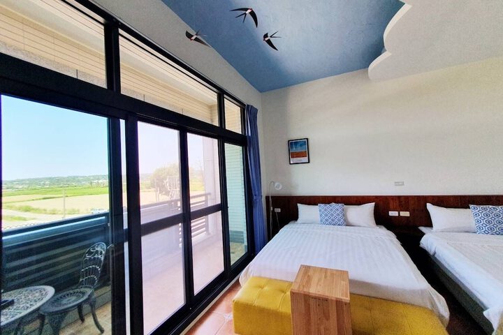 Room 28 of 62