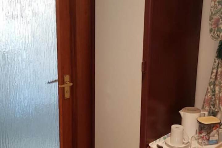 Room 19 of 29