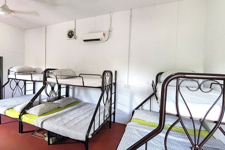 Room 9 of 27