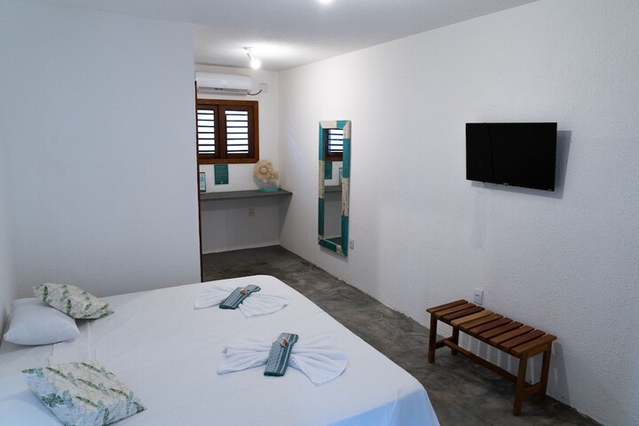 Room 9 of 43
