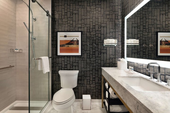 Bathroom shower