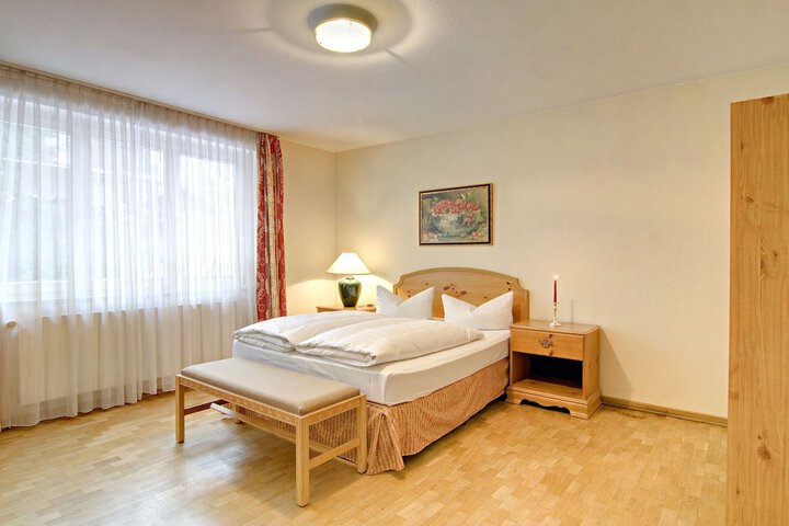 Room 6 of 24