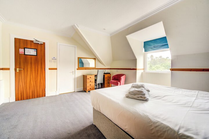 Room 55 of 105