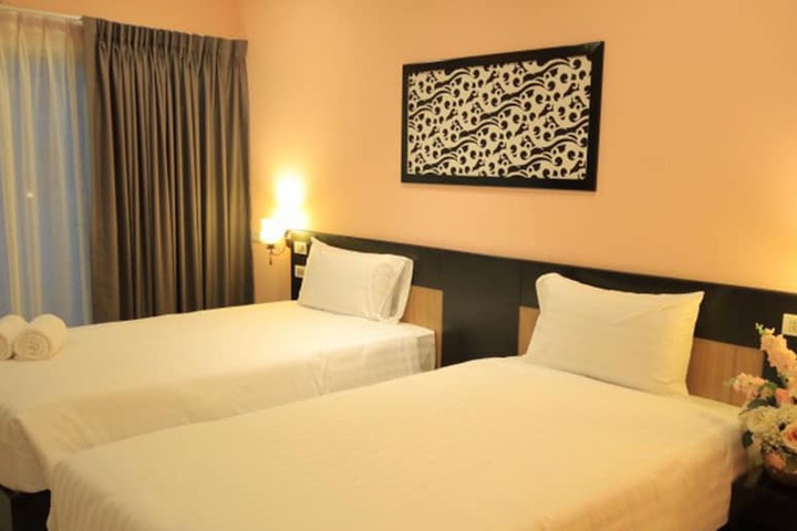 Room 14 of 105