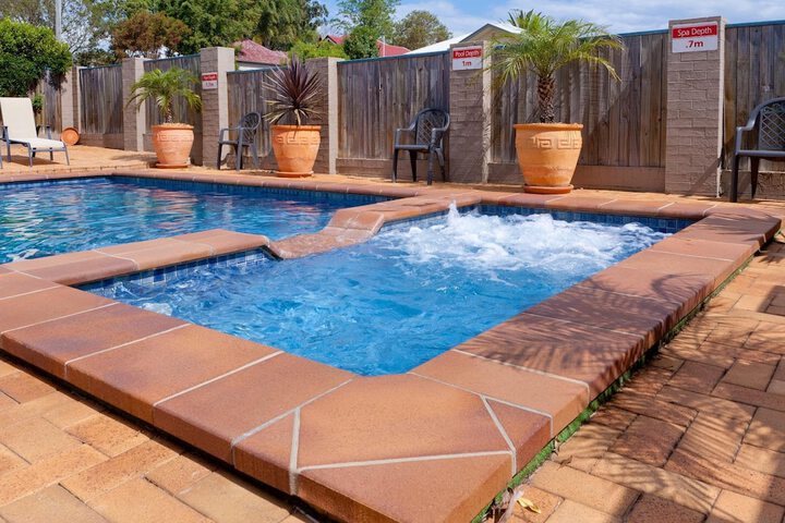Pool 64 of 79