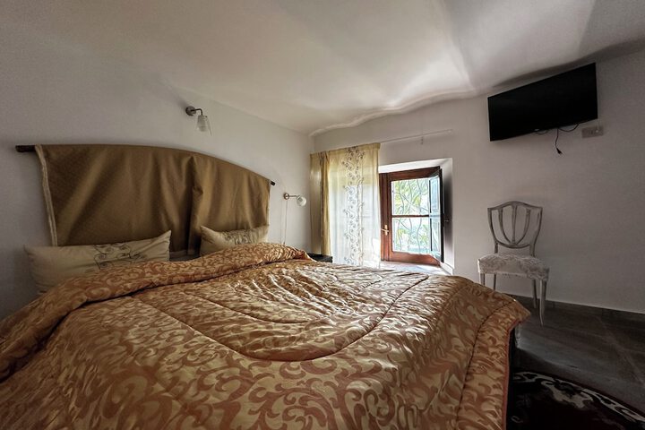 Room 14 of 56