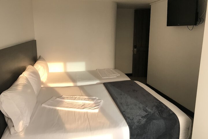 Room 10 of 44