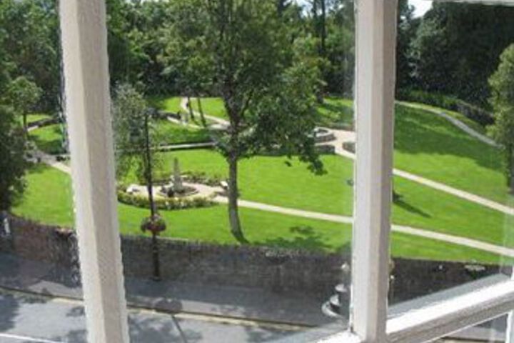 Property Grounds 21 of 24
