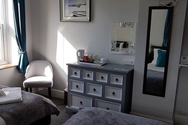 Room 3 of 62