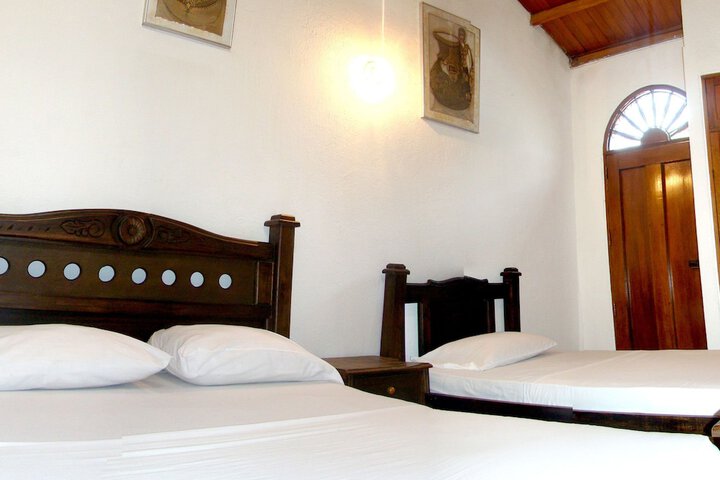 Room 2 of 20