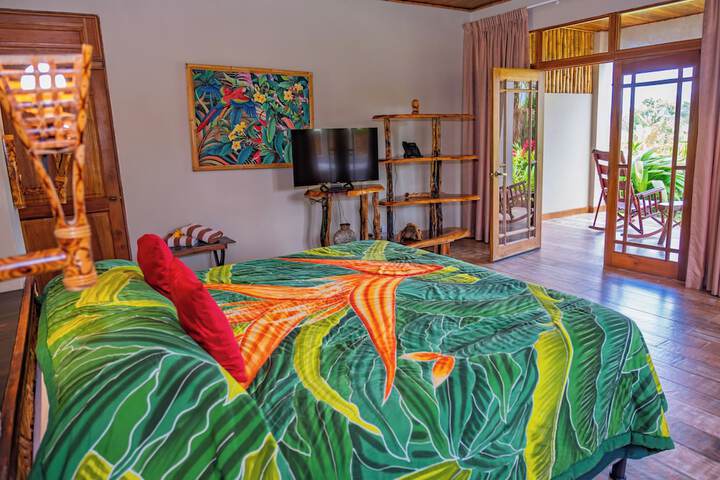 Room 12 of 82