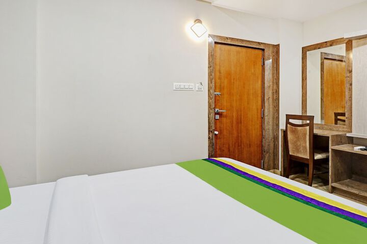 Room 22 of 39