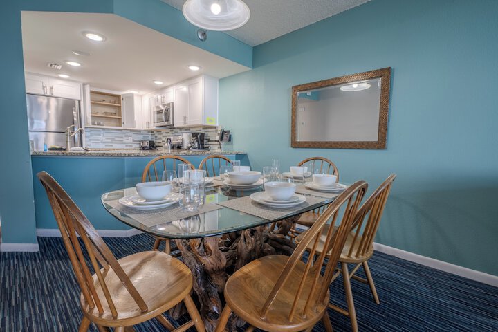 Dining Photos