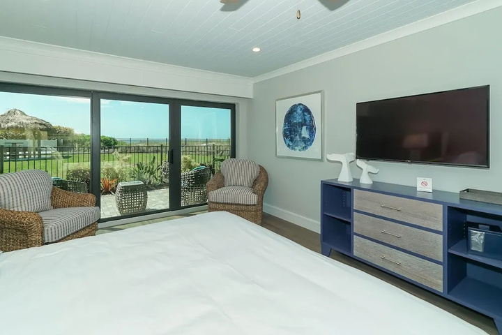 Room 3 of 11