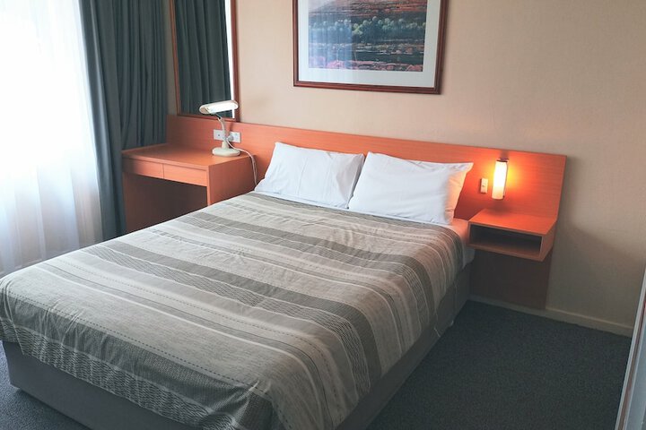 Room 18 of 64