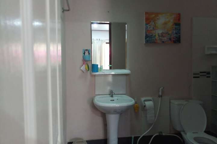 Room 34 of 61