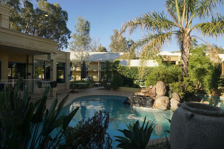 Pool 32 of 45