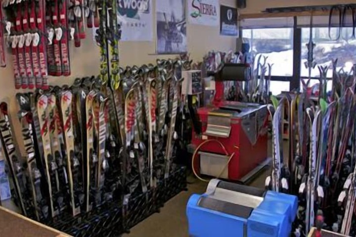 Gift Shop 17 of 23