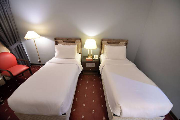 Room 19 of 24