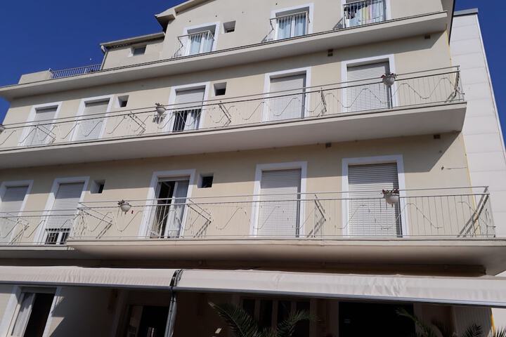 Hotel 33 of 39