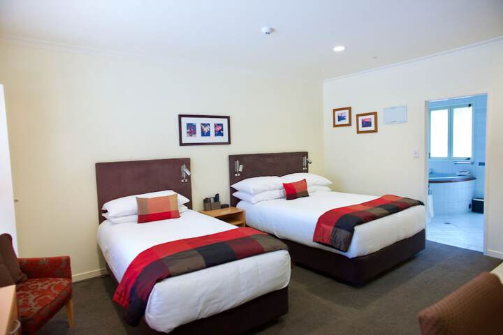 Room 14 of 72